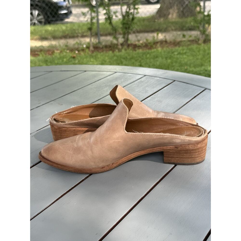 Frye Ray Leather Mules Womens Size 9.5 M Tan Natural Slip On Clogs Flat Shoes - Picture 7 of 13